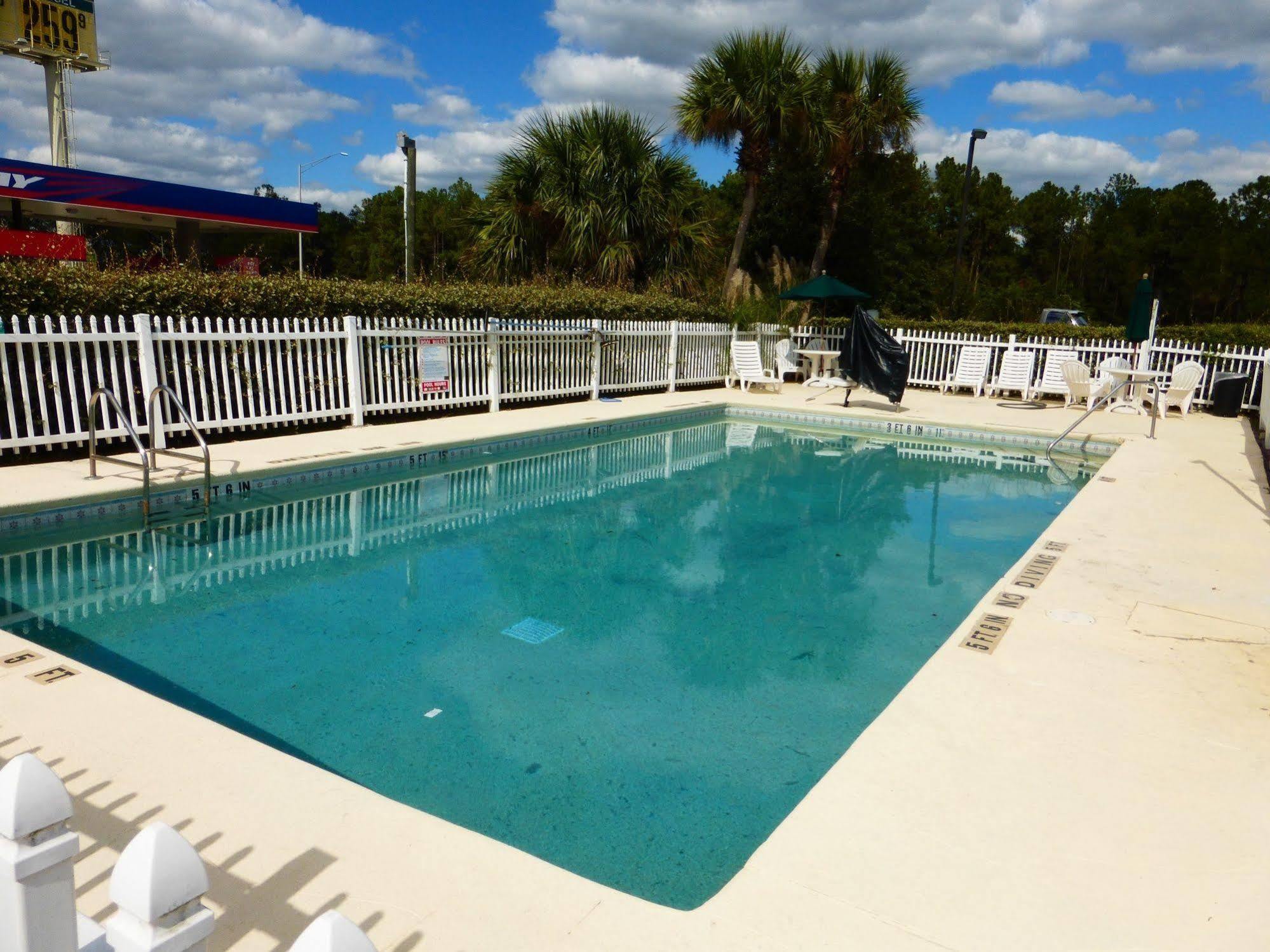 Red Roof Inn Macclenny Exterior foto